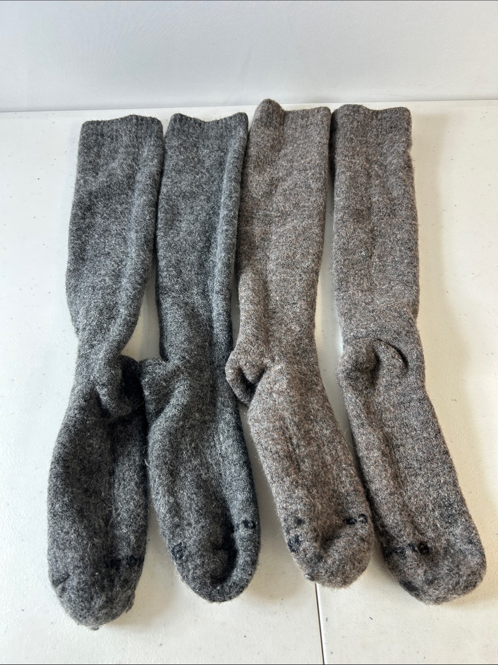 Soft Wool-Blend Crew Socks in Gray and Brown